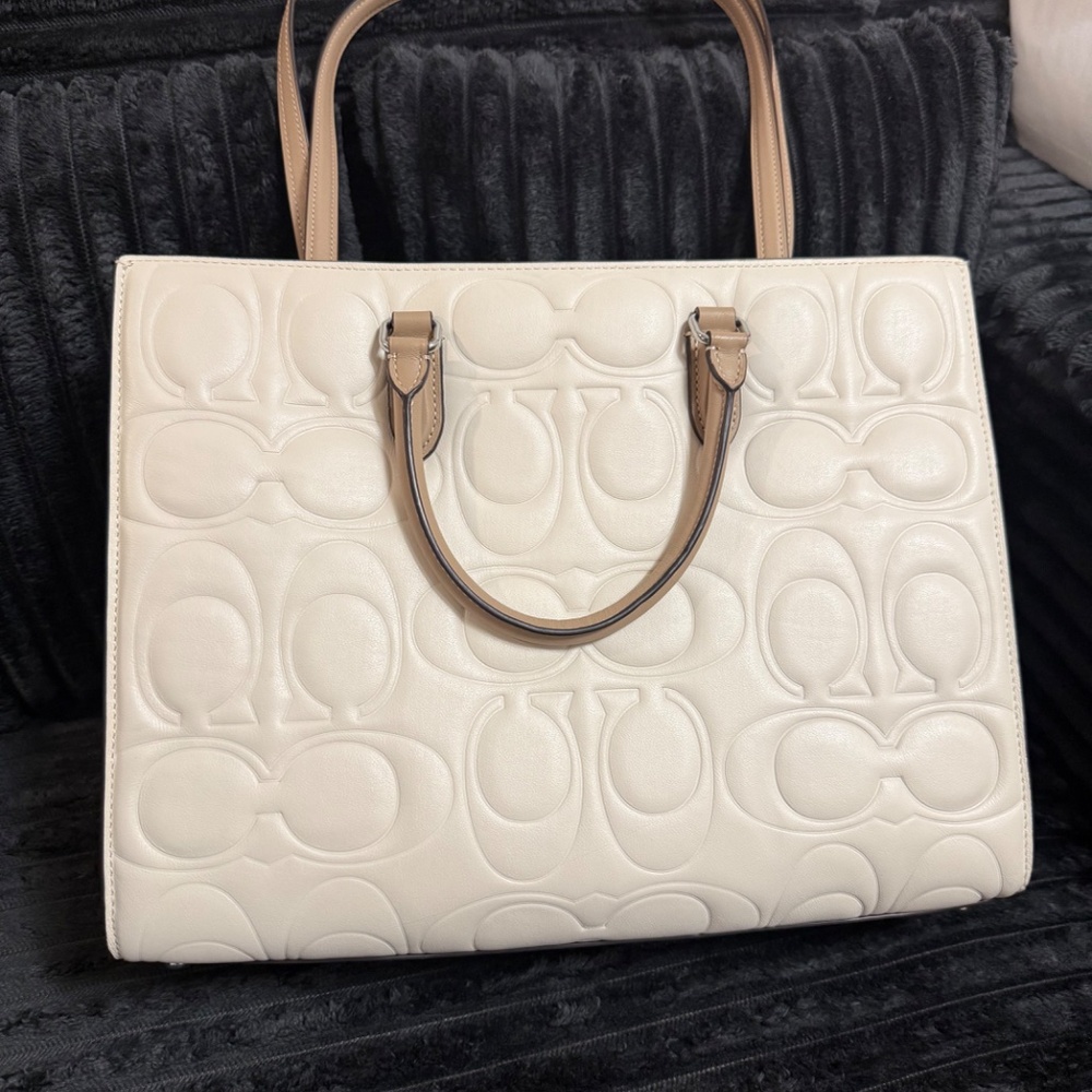 Maggie Tote Bag In Blocked Signature Leather - Picture 11 of 11